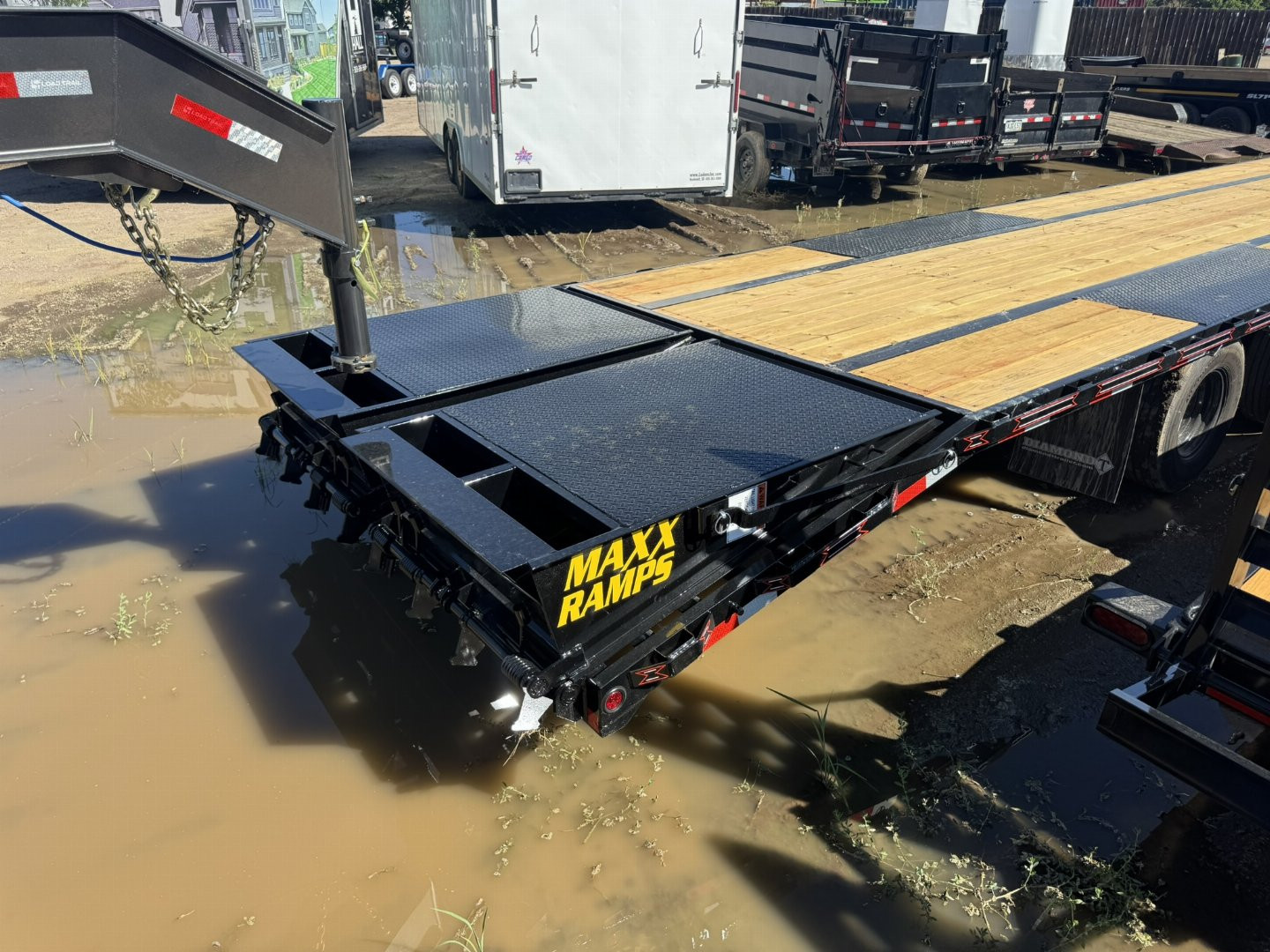 New 2025 Diamond T 8.5-40 Tandem Dual Gooseneck W/ 12K Axles