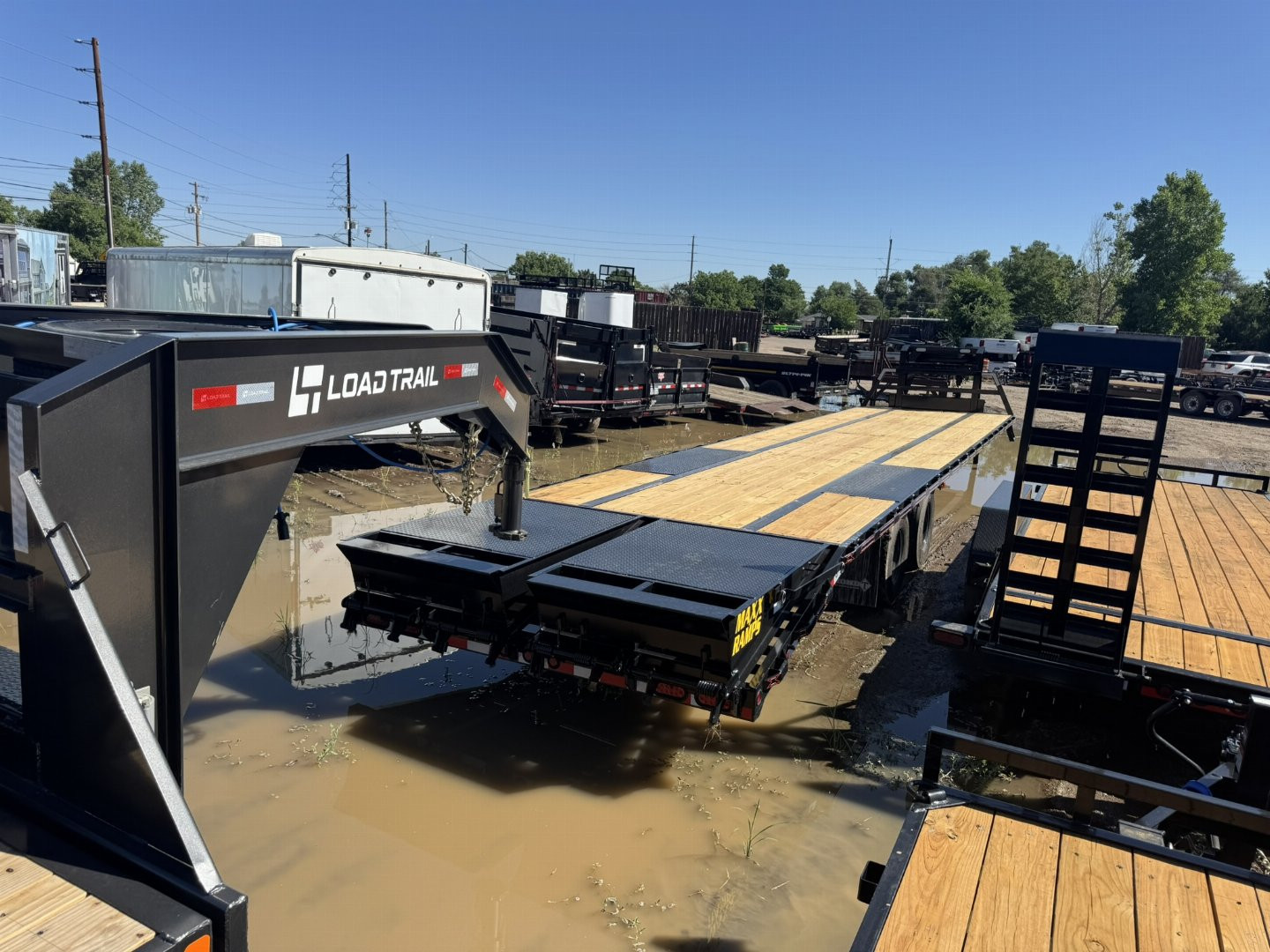 New 2025 Diamond T 8.5-40 Tandem Dual Gooseneck W/ 12K Axles