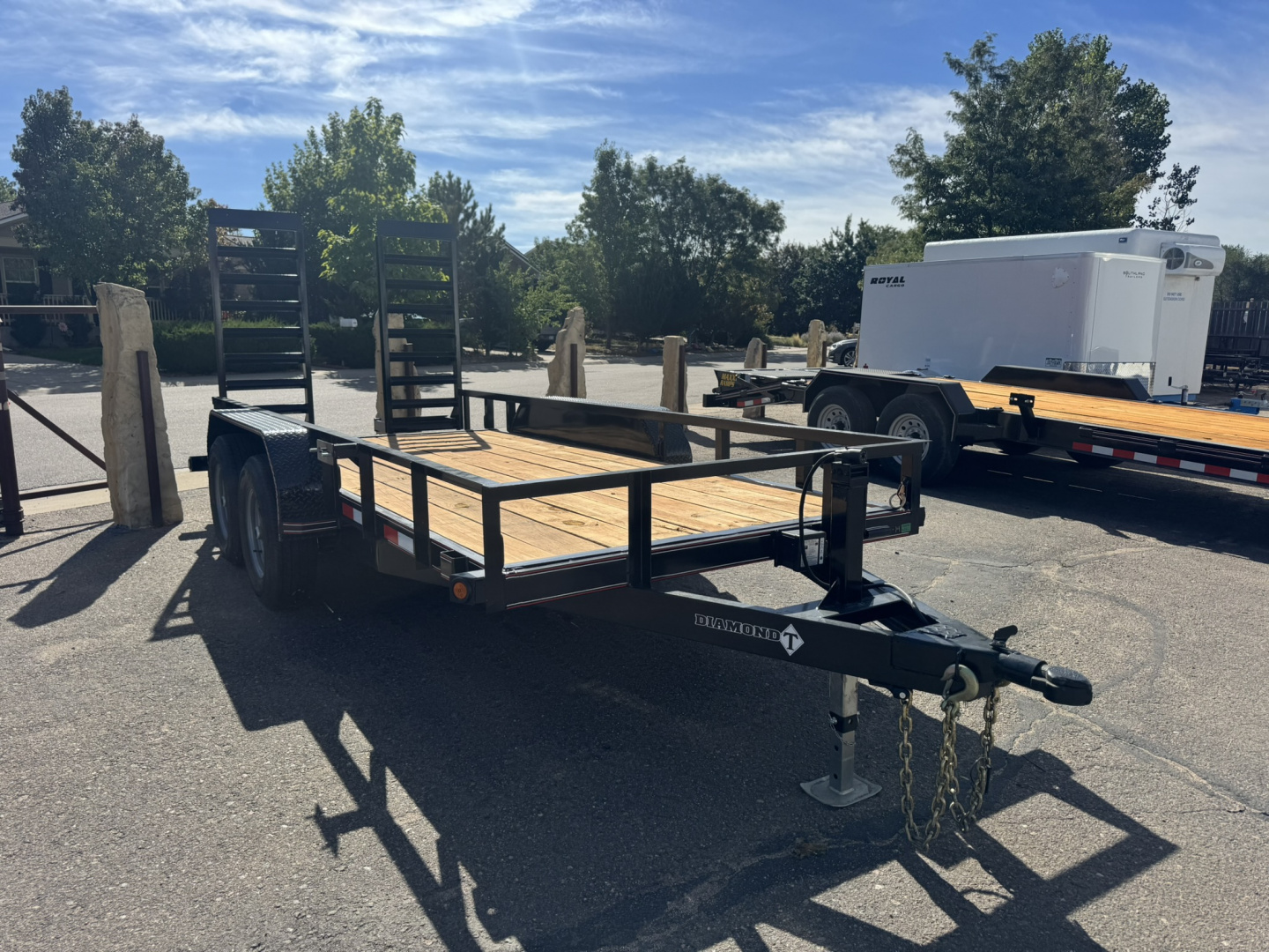 New 2025 Diamond T 5.5-14 Tandem Axle Utility W/ Heavy Duty Ramps 10K GVWR