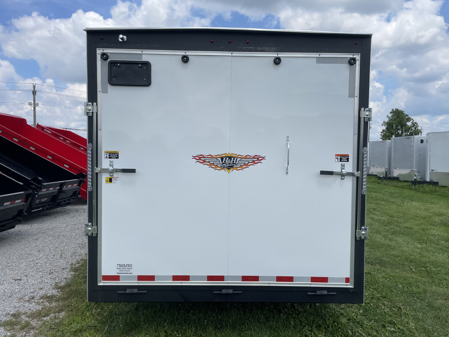 New 2025 H&H Trailers 8x20 HH Series Flat Top V-Nose 14k Rated