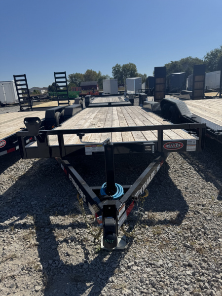 New 2026 PJ TRAILER EQUIPMENT 83X22 TA DOVETAIL W/ SLIDE IN RAMPS (GVW:9899) BLACK