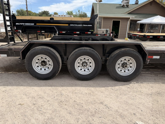 Used 2021 Diamond T 7-HD26TripleGooseNeckEquipmentHauler