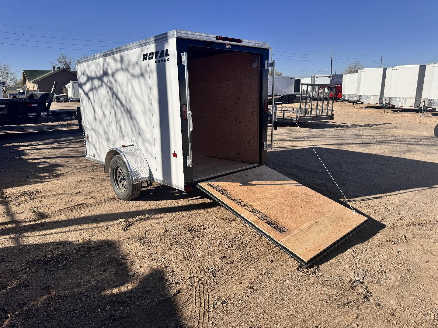 New 2025 Southland Trailers 5-10 Enclosed