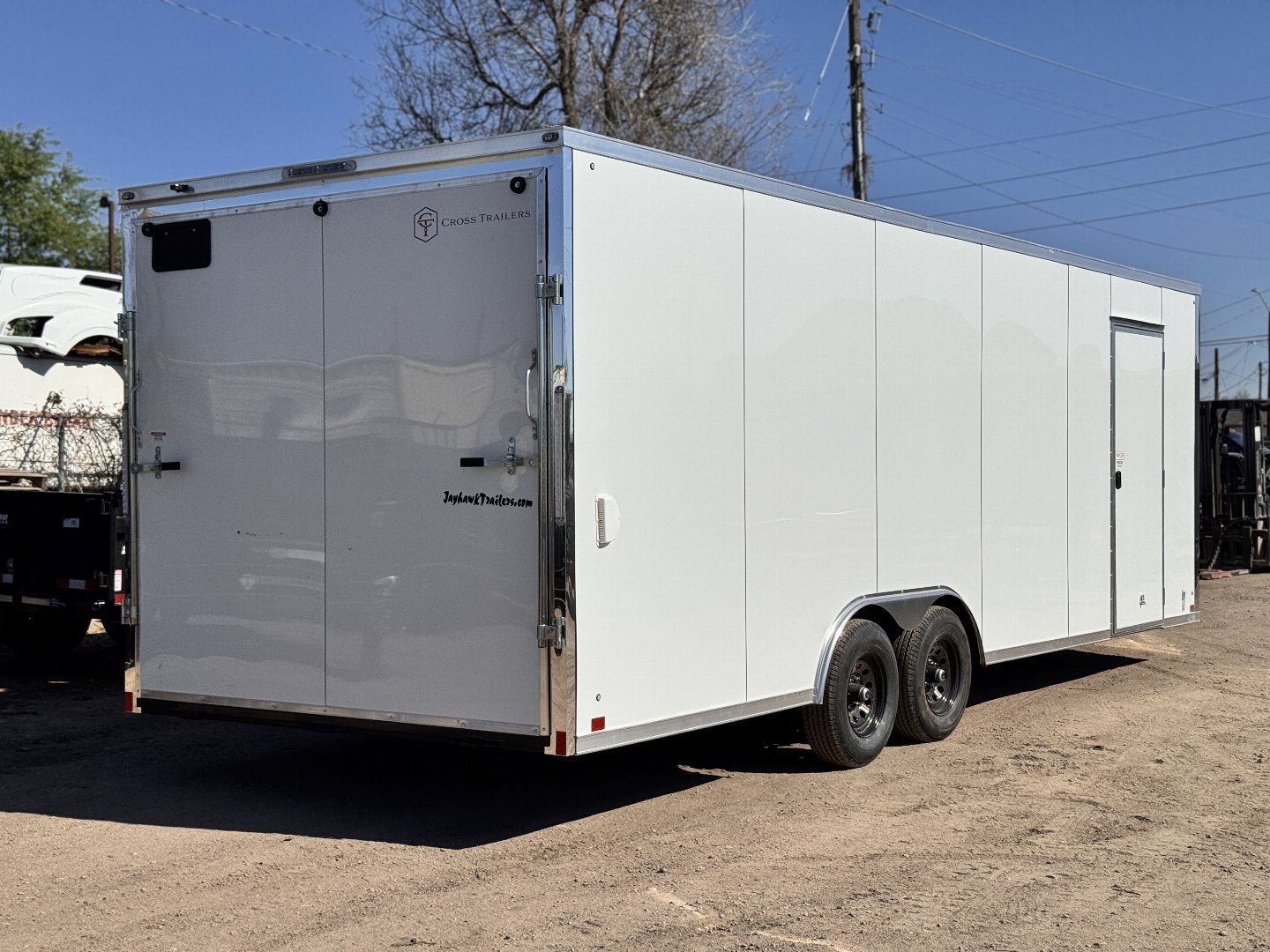 New 2025 Cross Trailers 8.5-24-1V Enclosed