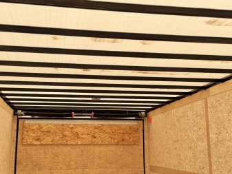 New 2025 Cross Trailers 8.5-24-1V Enclosed