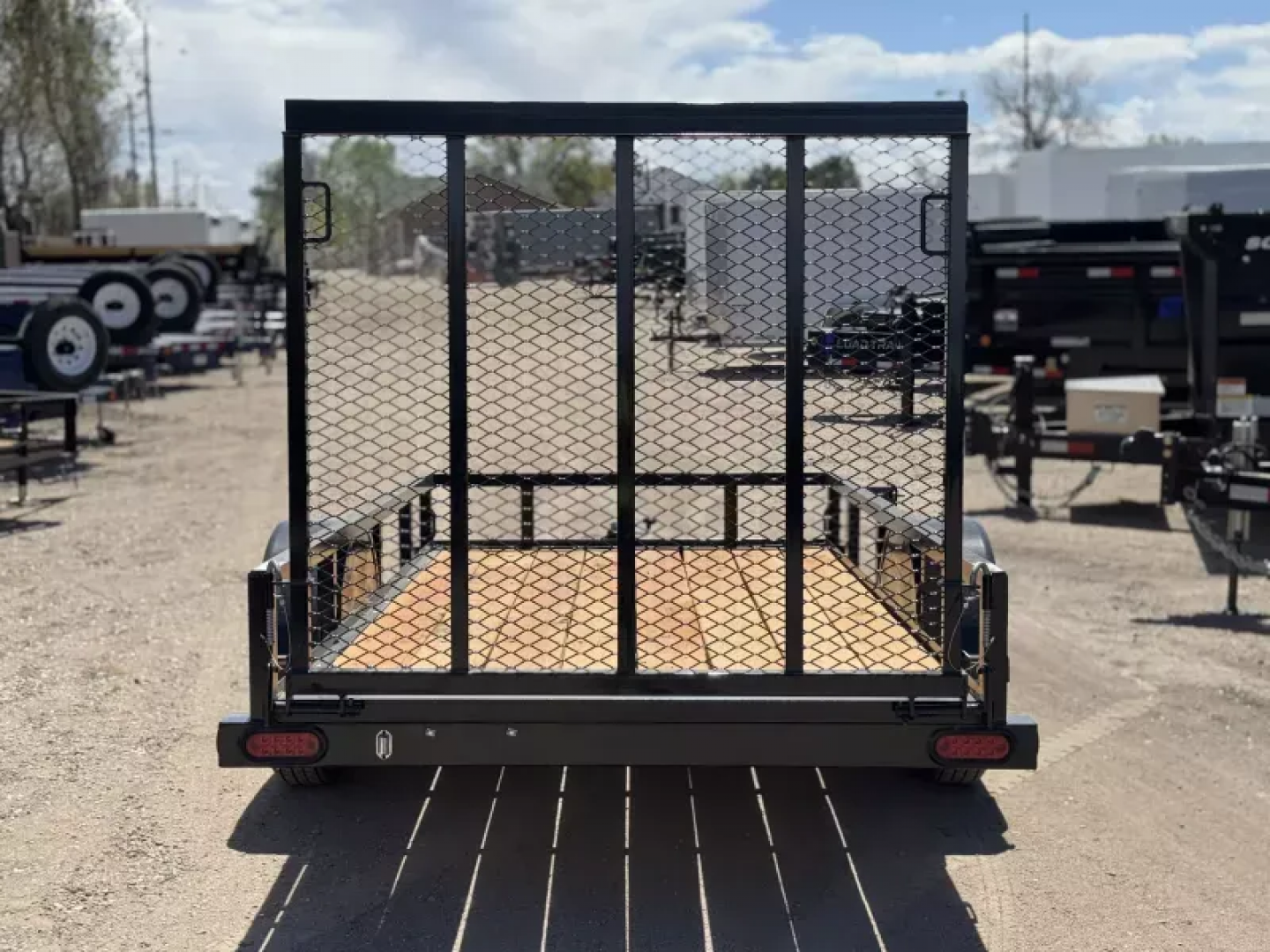 New 2025 Diamond T 5-10RampGateUtility