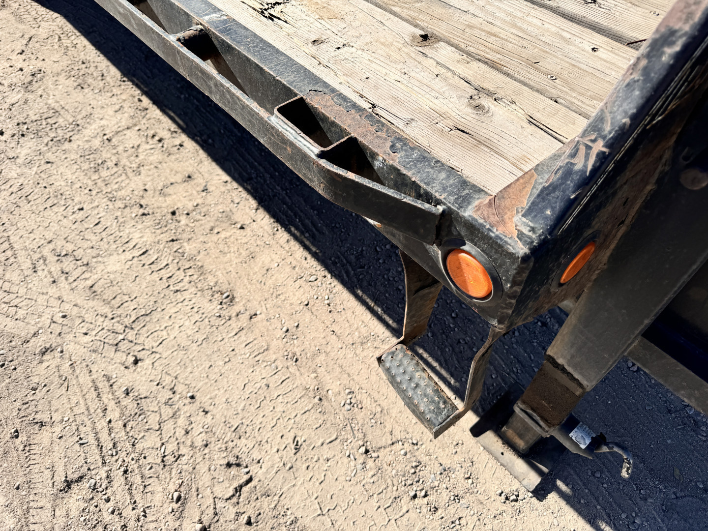 Used 2014 Load Trail 8.5-24DeckOverGooseNeck