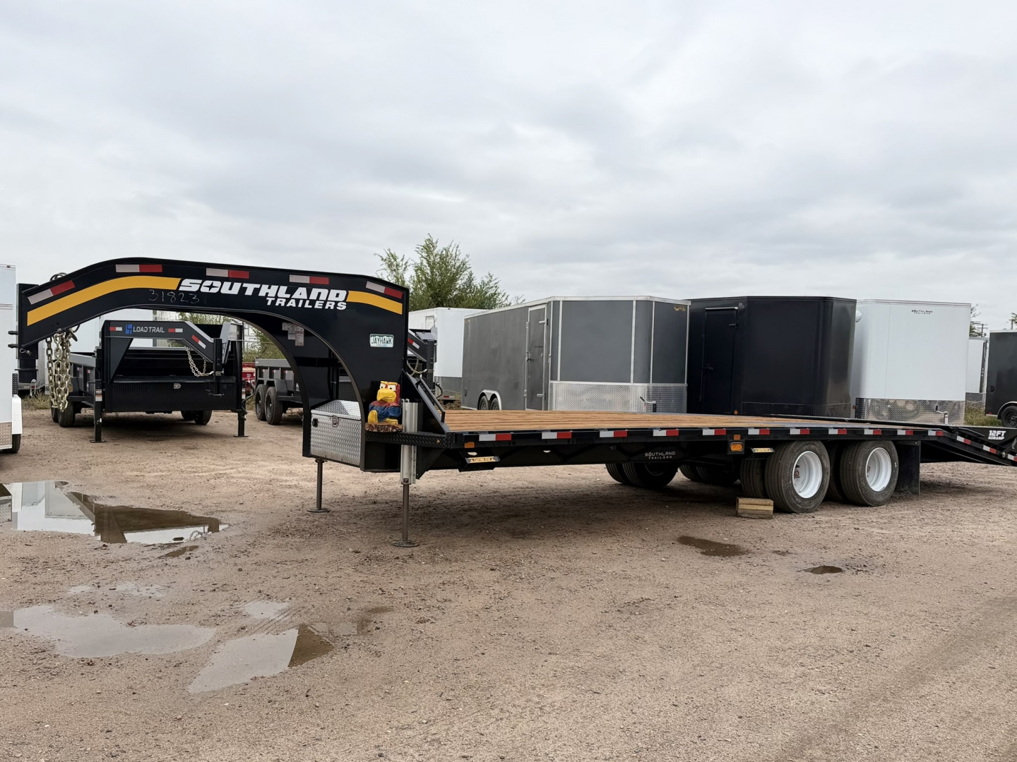 New 2026 Southland Trailers 8.5-28 Engineered Beam Gooseneck W/ Max Ramps 38K GVWR