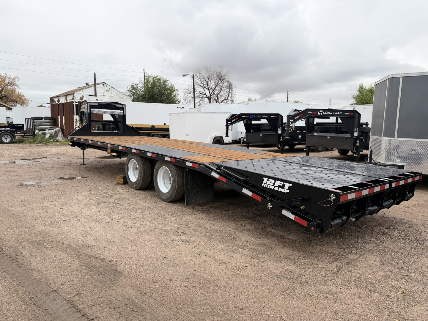 New 2026 Southland Trailers 8.5-28 Engineered Beam Gooseneck W/ Max Ramps 38K GVWR