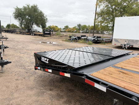 New 2026 Southland Trailers 8.5-28 Engineered Beam Gooseneck W/ Max Ramps 38K GVWR