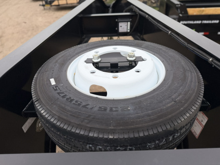 New 2026 Southland Trailers 8.5-28 Engineered Beam Gooseneck W/ Max Ramps 38K GVWR