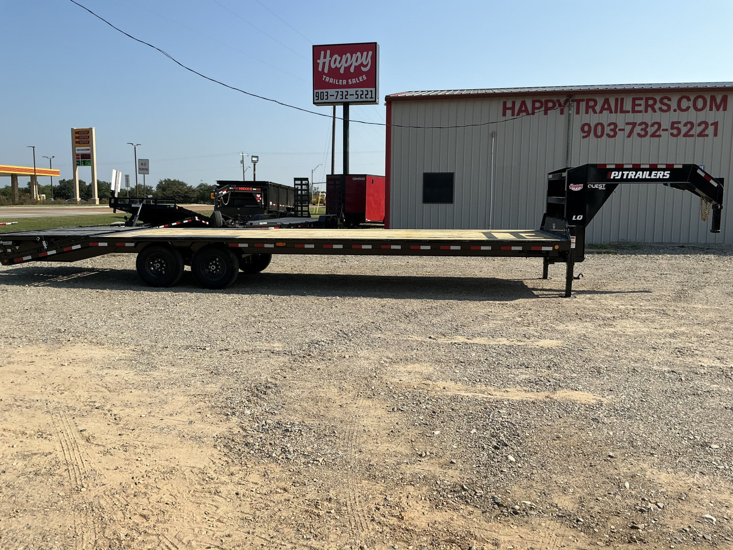 New 2026 PJ 102”x30’ Quest Gooseneck Flatbed w/ Singles – LQ