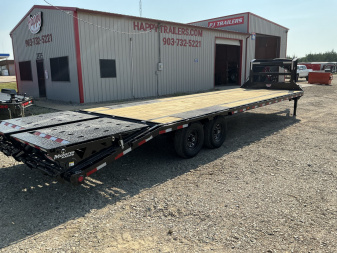 2026 PJ 102”x30’ Quest Gooseneck Flatbed w/ Singles – LQ