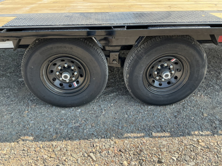 New 2026 PJ 102”x30’ Quest Gooseneck Flatbed w/ Singles – LQ