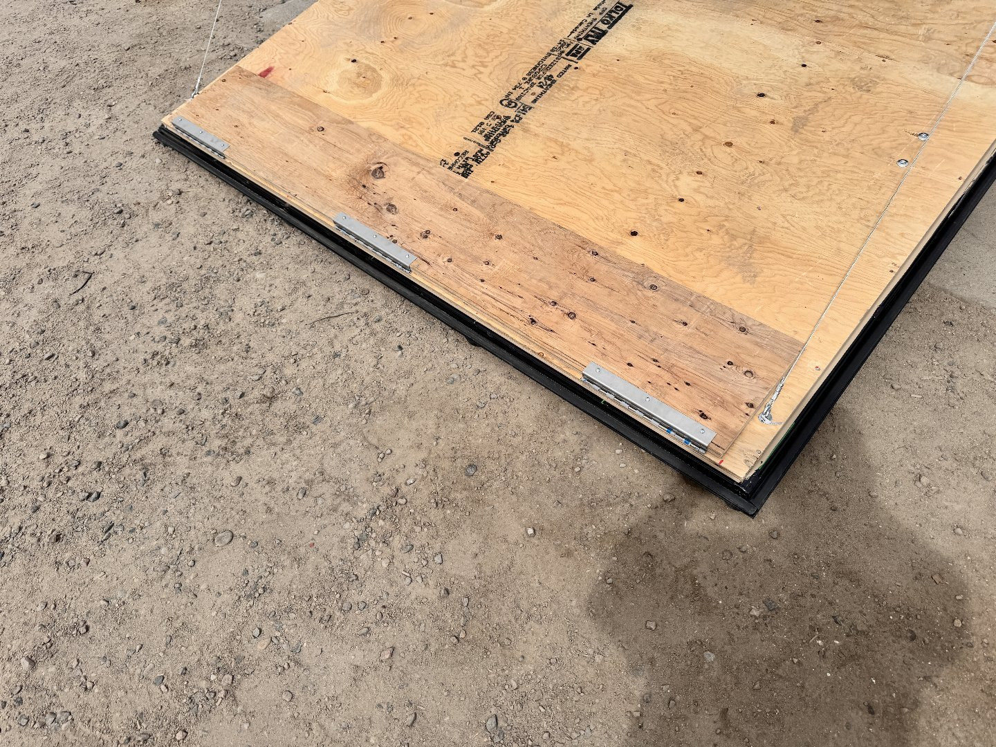New 2025 Southland Trailers 8-24-1.5V Enclosed Car Hauler