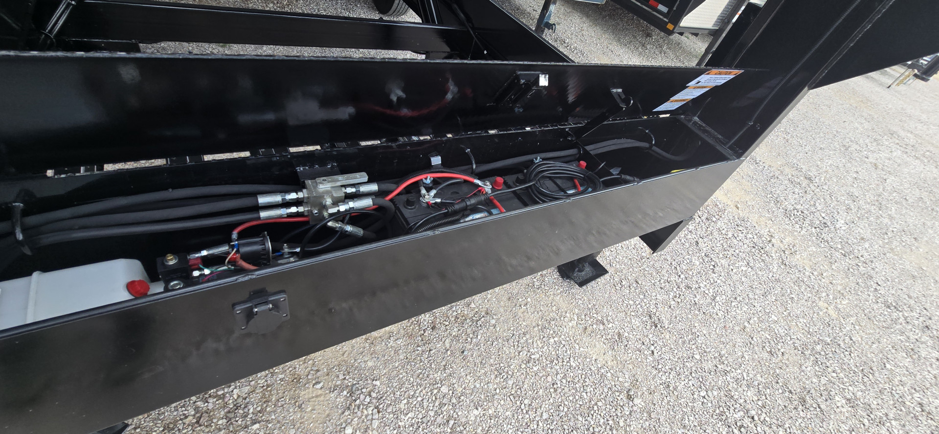 New 2025 US Built 7' X 18' X 4' Dump Trailer