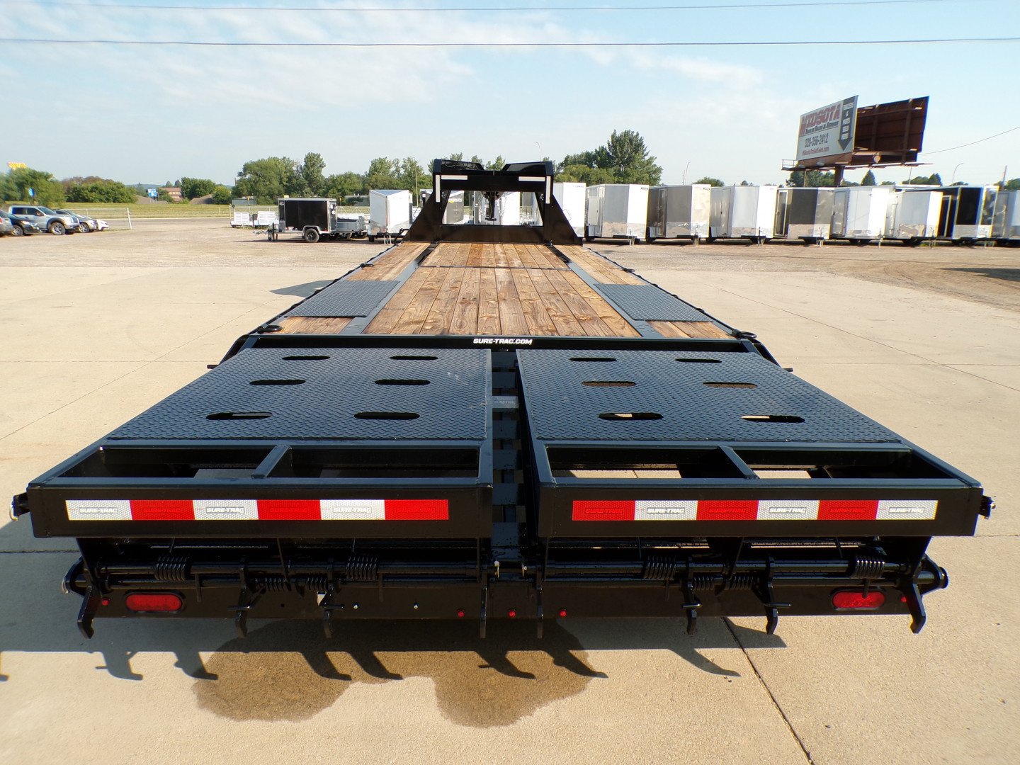 New 2025 Sure-Trac 8.5 x 21 + 5 HD LP GN - 17.6K Deckover Trailer - 261