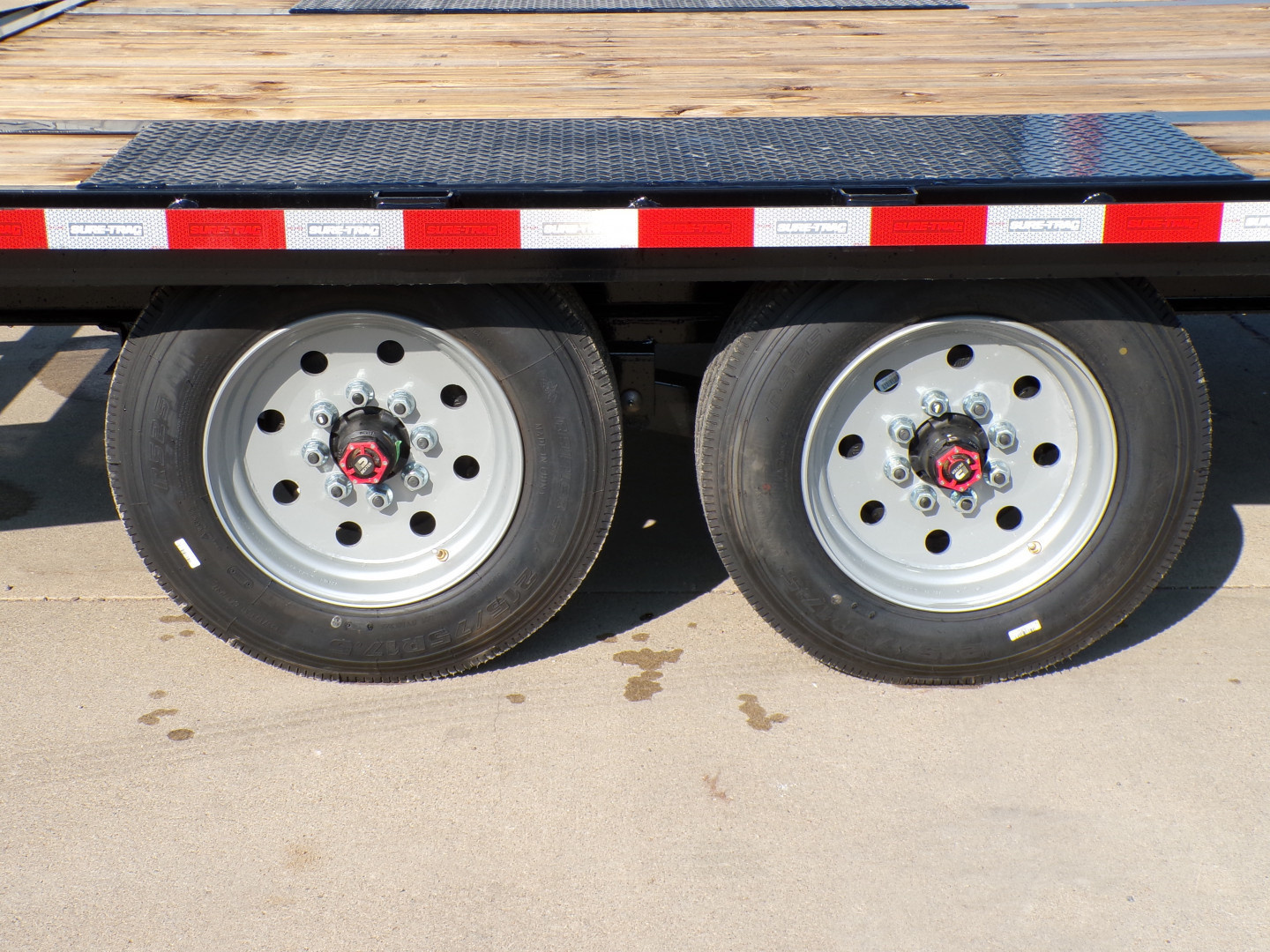 New 2025 Sure-Trac 8.5 x 21 + 5 HD LP GN - 17.6K Deckover Trailer - 261