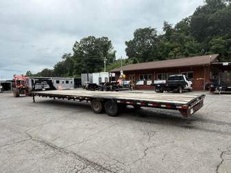 Used 2021 PJ Trailers Used 40' 12k GN Equipment Trailer