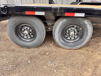 New 2025 Load Trail 8.5-20 Deckover Equipment Hauler W/ Stand Up Ramps and Dove Tail 14K GVWR