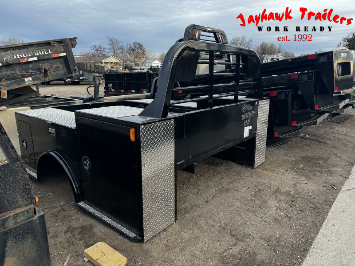 New 2025 CM Truck Beds TM 8'6/97/56/42 DLX OPB WL