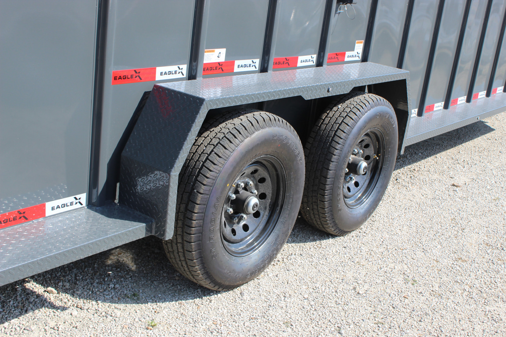 New 2025 Eagle X Trailers 6.8 x24 Gooseneck LIvestock Trailer