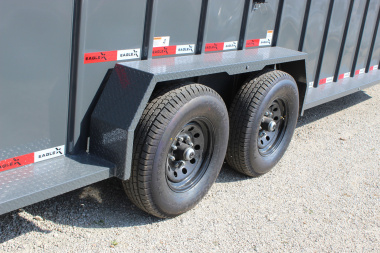 New 2025 Eagle X Trailers 6.8 x24 Gooseneck LIvestock Trailer