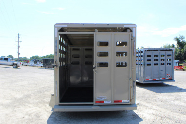 New 2025 Eagle X Trailers 6.8' x24' Gooseneck LIvestock Trailer