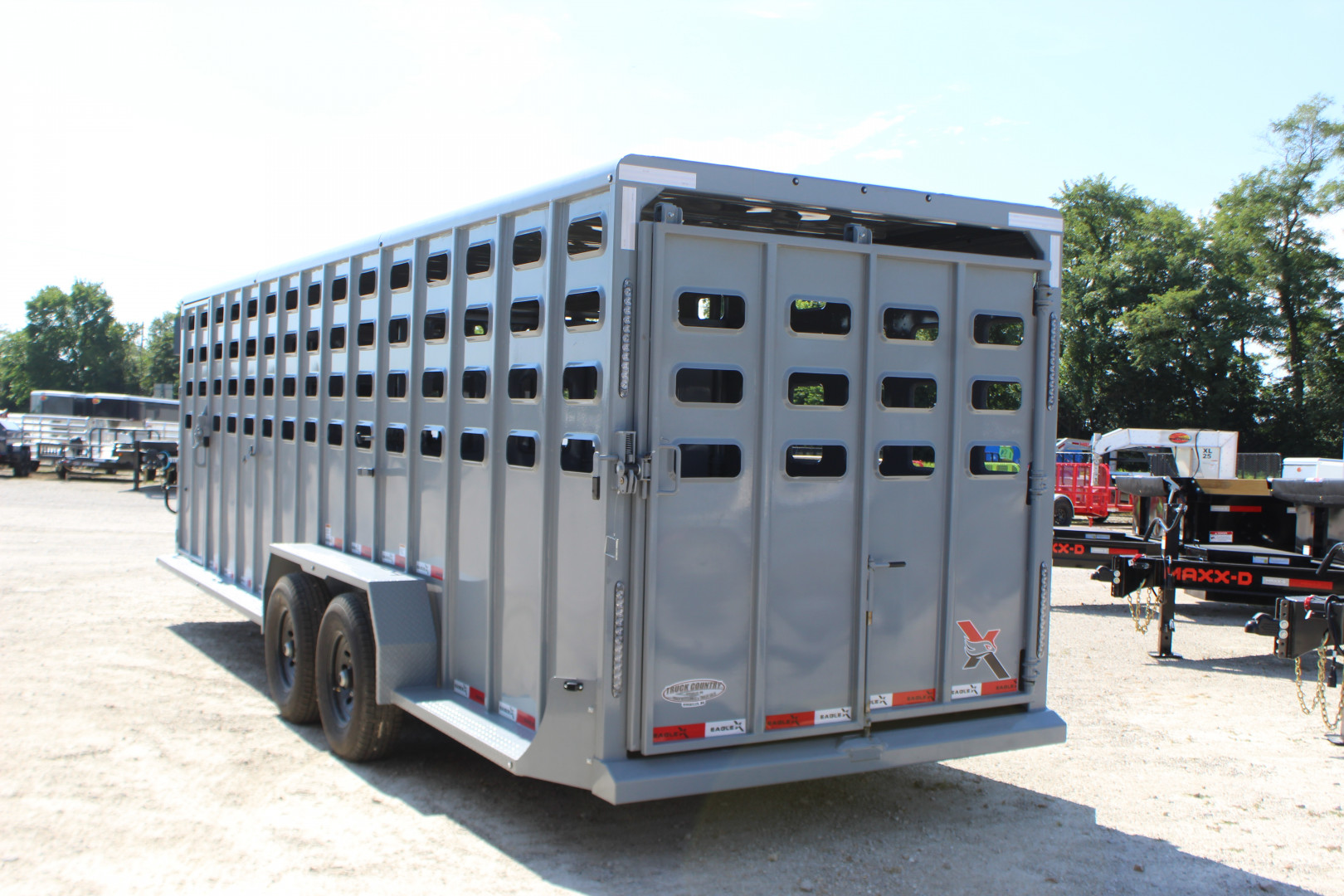 New 2025 Eagle X 6.8' x24' Gooseneck LIvestock Trailer