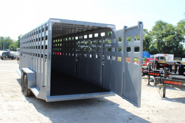 New 2025 Eagle X 6.8' x24' Gooseneck LIvestock Trailer