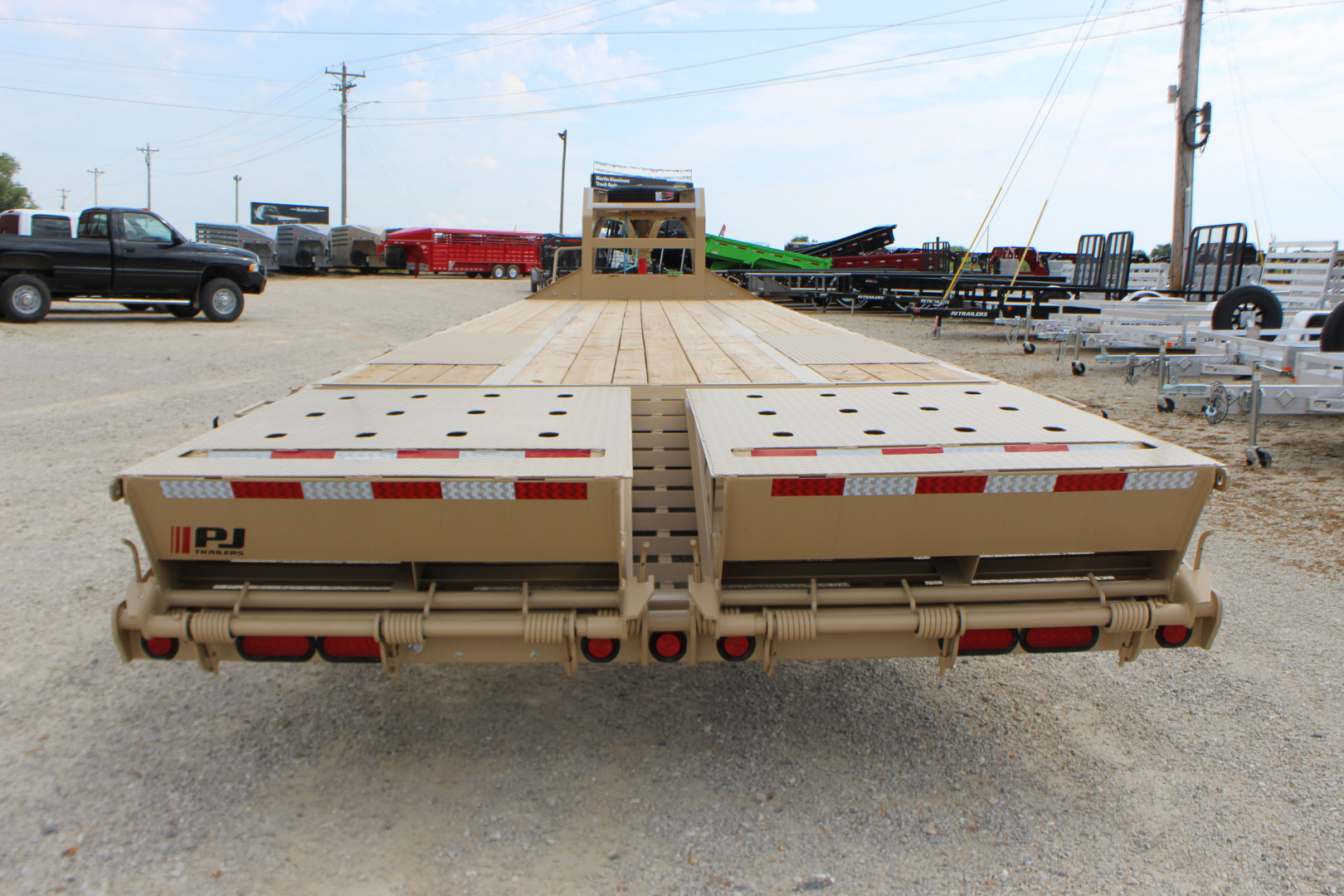 New 2026 PJ Trailer LD 34' Flatbed Trailer