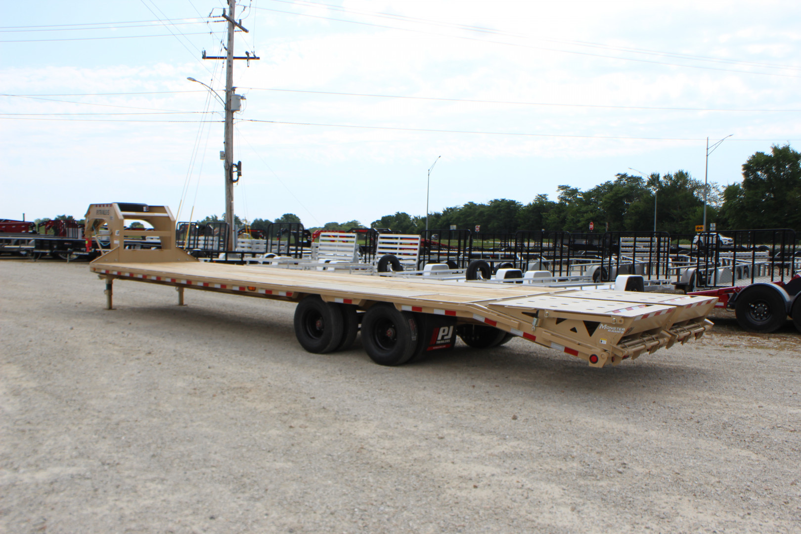 New 2026 PJ Trailer LD 34' Flatbed Trailer