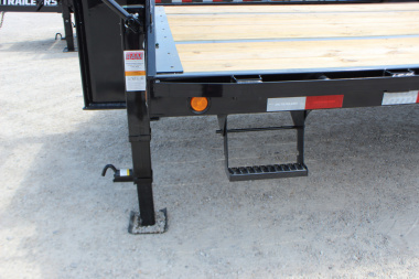 New 2026 PJ Trailer LD 32' Gooseneck Flatbed Trailer