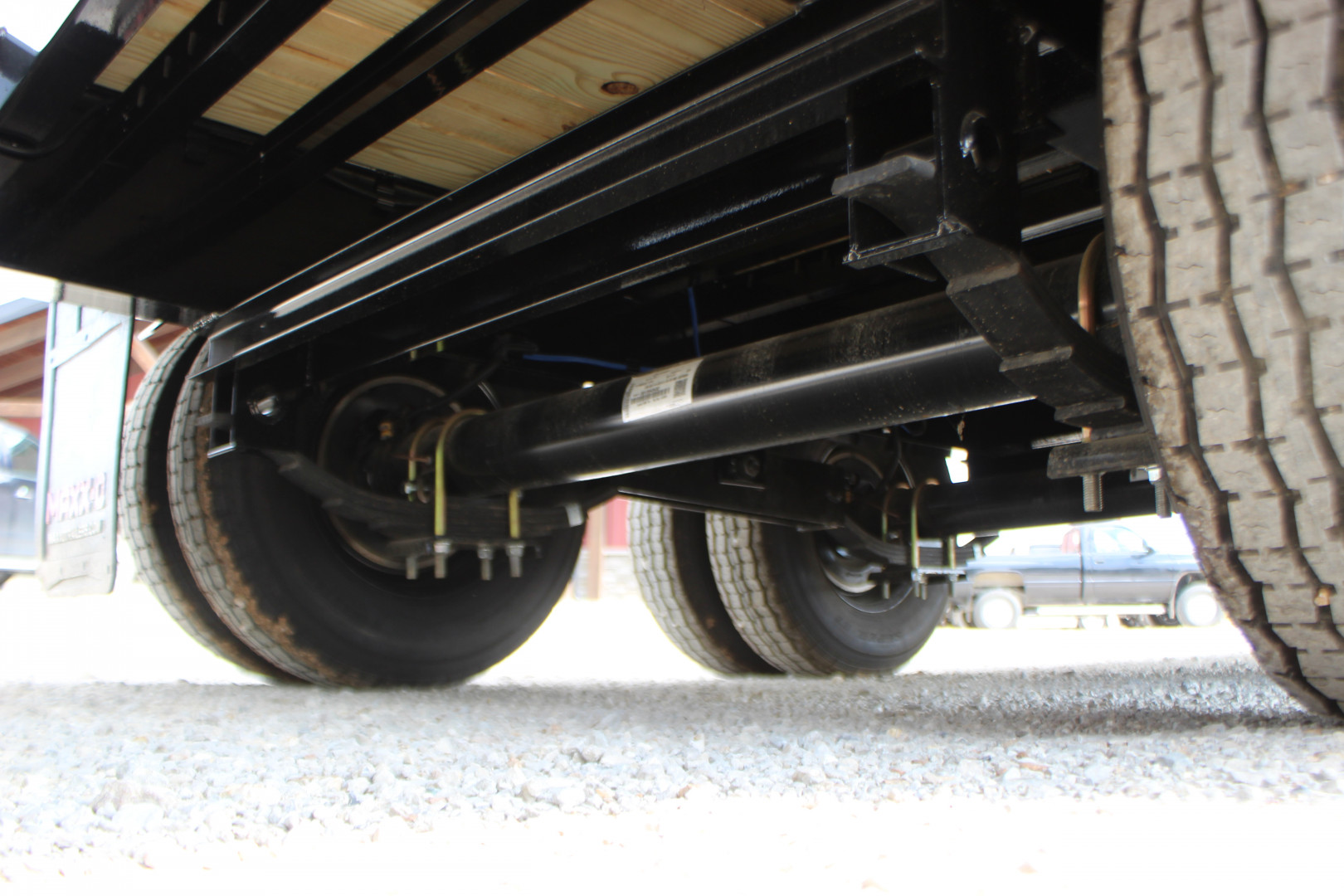 New 2026 MAXX-D LKX 25' Gooseneck Flatbed Trailer