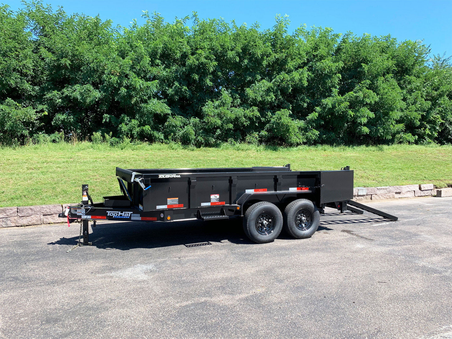 New 2025 Top Hat 7x14 Heavy Duty Dump Trailer!