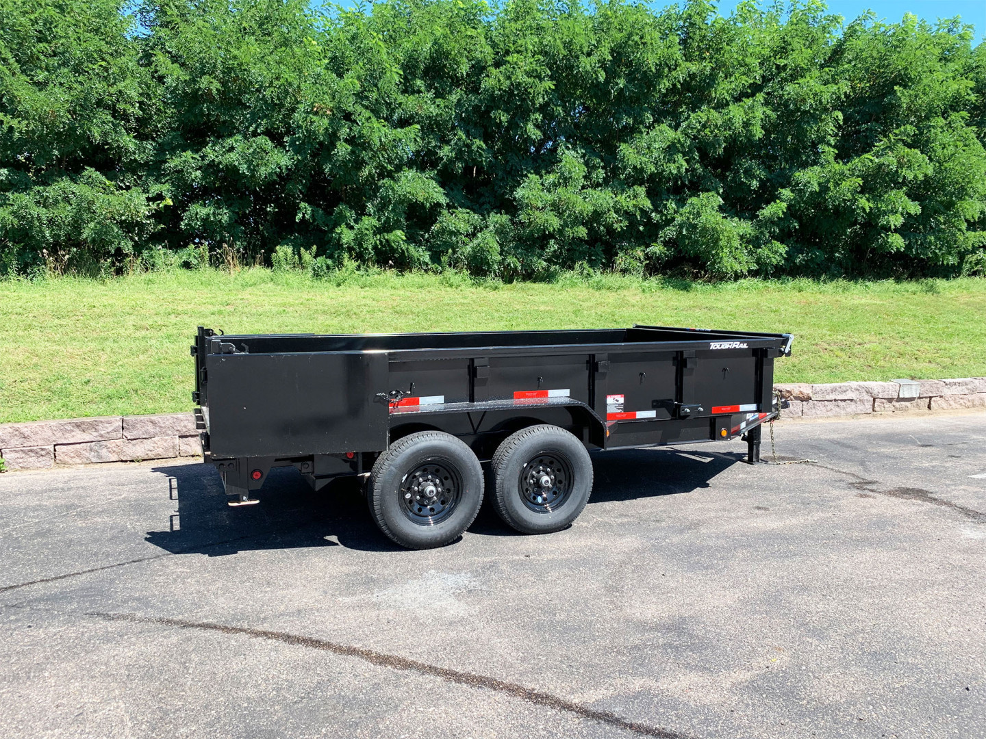 New 2025 Top Hat 7x14 Heavy Duty Dump Trailer!