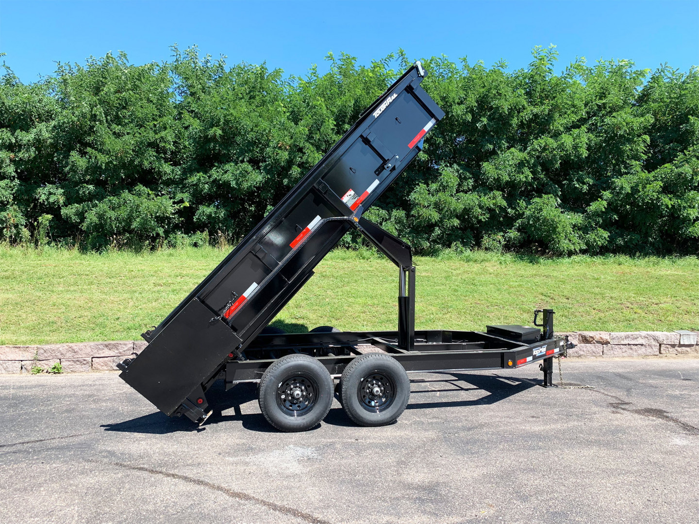 New 2025 Top Hat 7x14 Heavy Duty Dump Trailer!