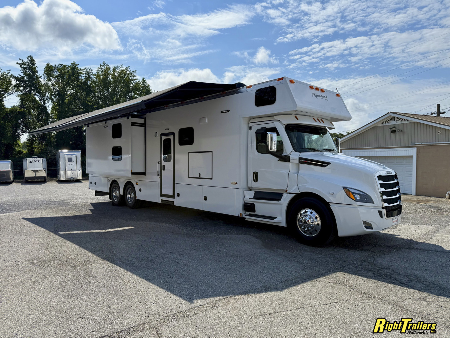 New 2026 Renegade RV Classic 45CBF with 2 Baths