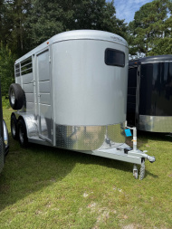 New 2025 Calico Trailers CAL2HSK Horse Trailer
