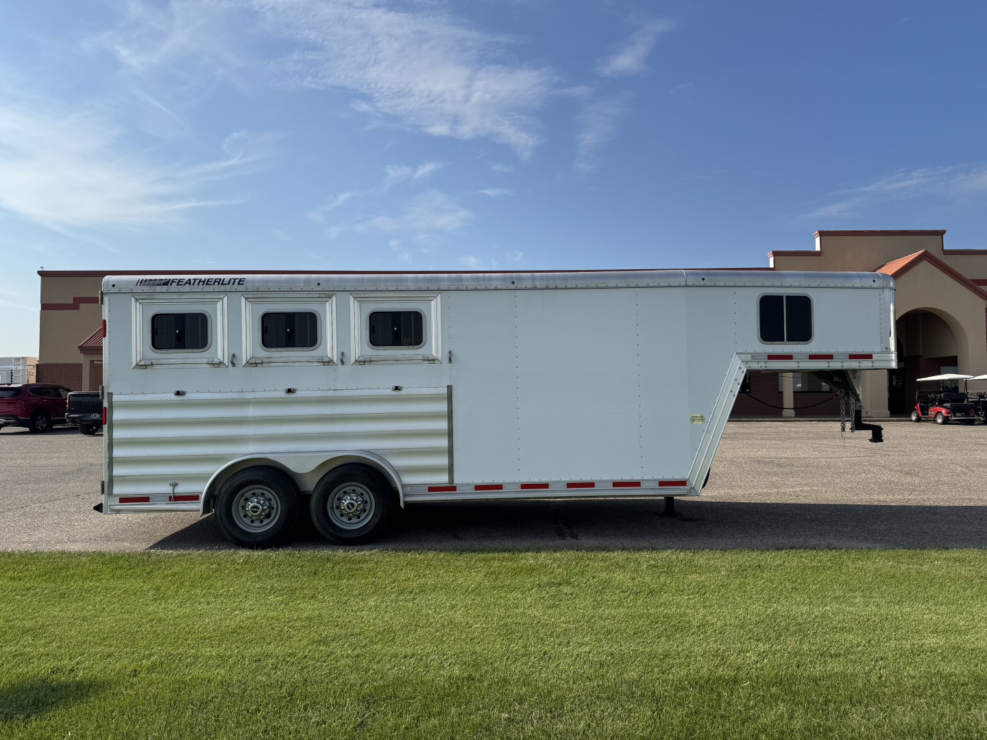 Used 2017 Featherlite Trailers 3H GN Legend Series Horse Trailer