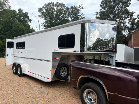 Used 2019 Sundowner 3H GN Horse Trailer