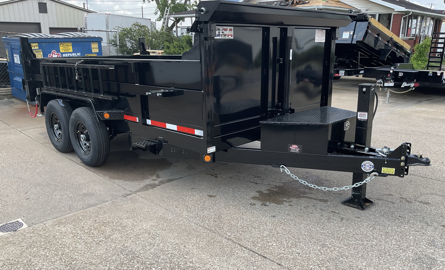 New 2026 Dump & Go 83x14 14K w/ Telescopic Lift & Hydraulic Jack