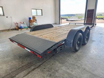 New 2026 Lamar 16' Car Trailer 10K