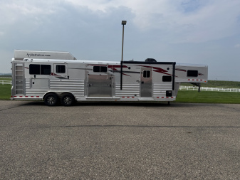 Used 2022 4-Star Trailers 2+1 Trail Boss LQ Horse Trailer