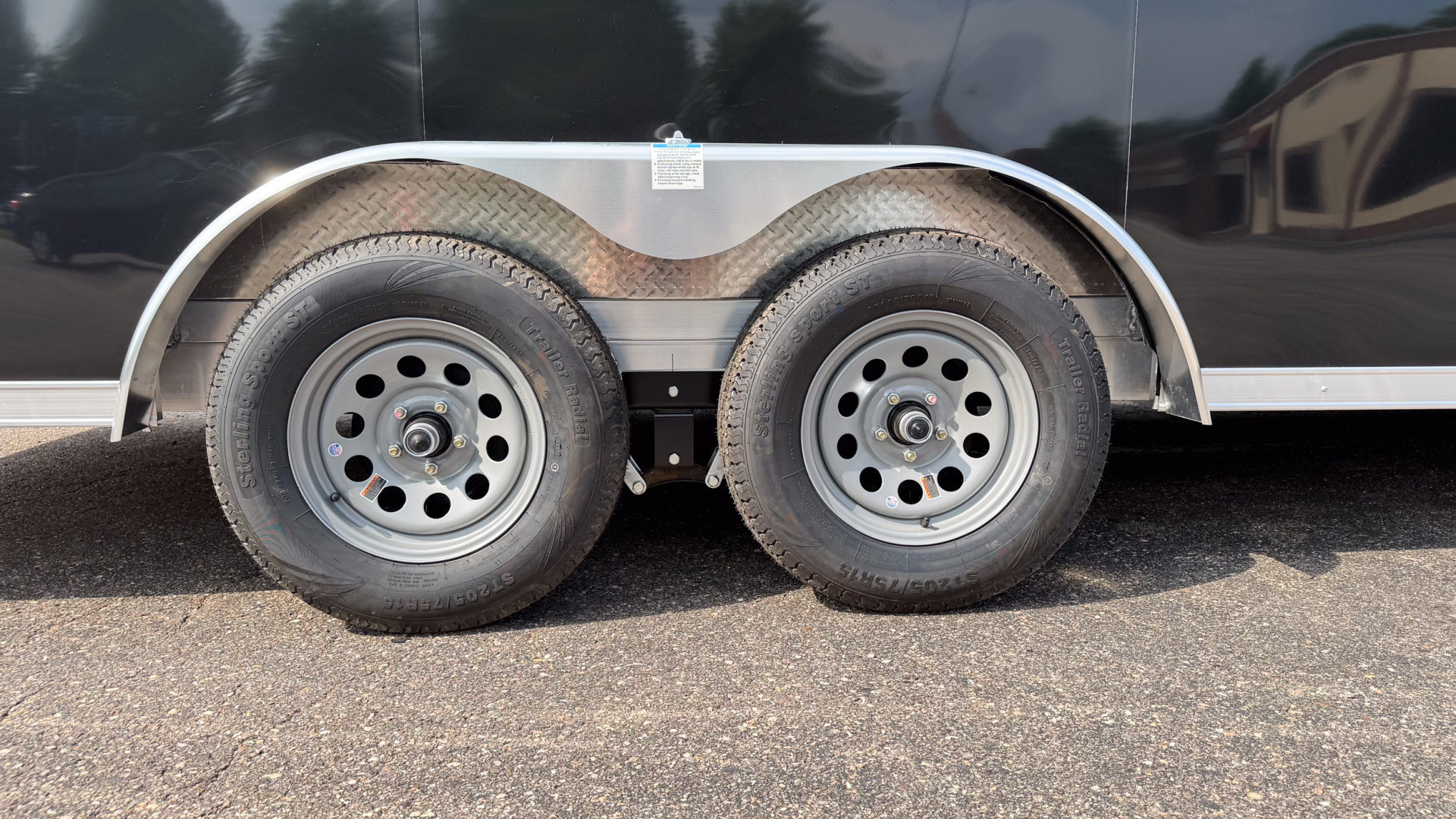 New 2025 Lightning 7.5x20 Enclosed with Ramp Door!