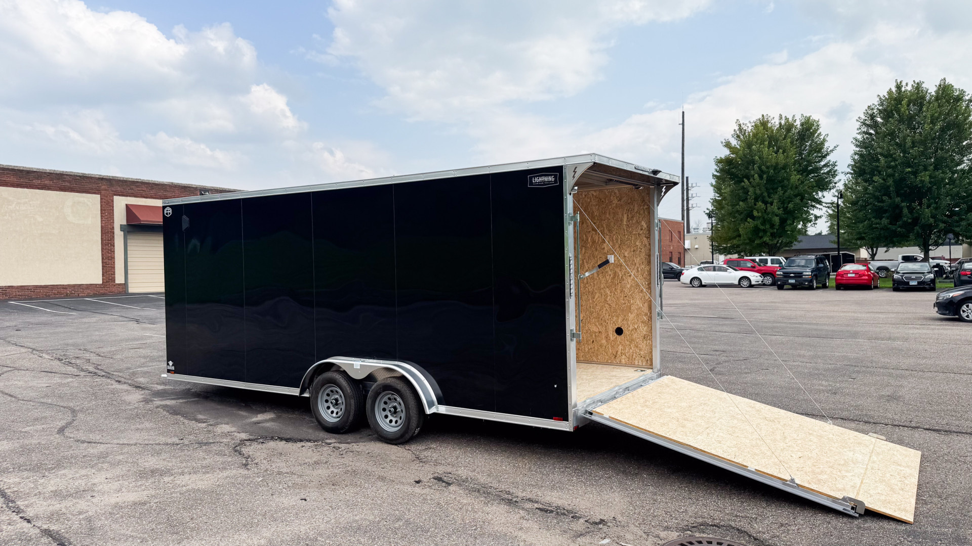 New 2025 Lightning 7.5x20 Enclosed with Ramp Door!