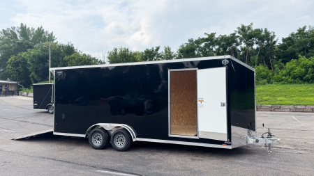 New 2025 Lightning 7.5x20 Enclosed with Ramp Door!