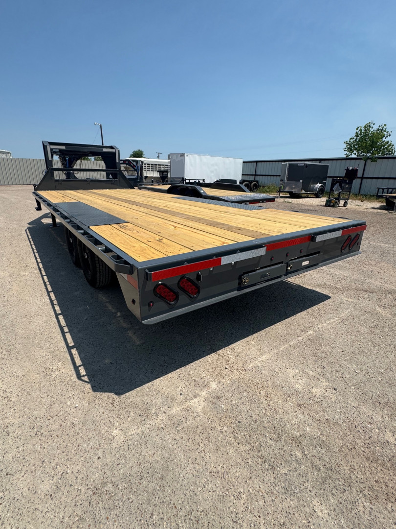 New 2026 Lamar Trailers 102X20 14K DECKOVER Gooseneck Bodies