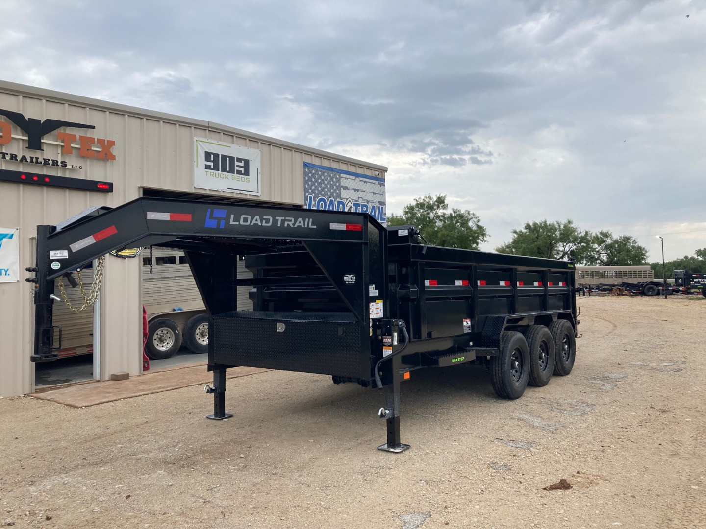 New 2026 Load Trail GD 16' x 83" Triple Axle Gooseneck Low-Pro Dump Trailer 36" Sides