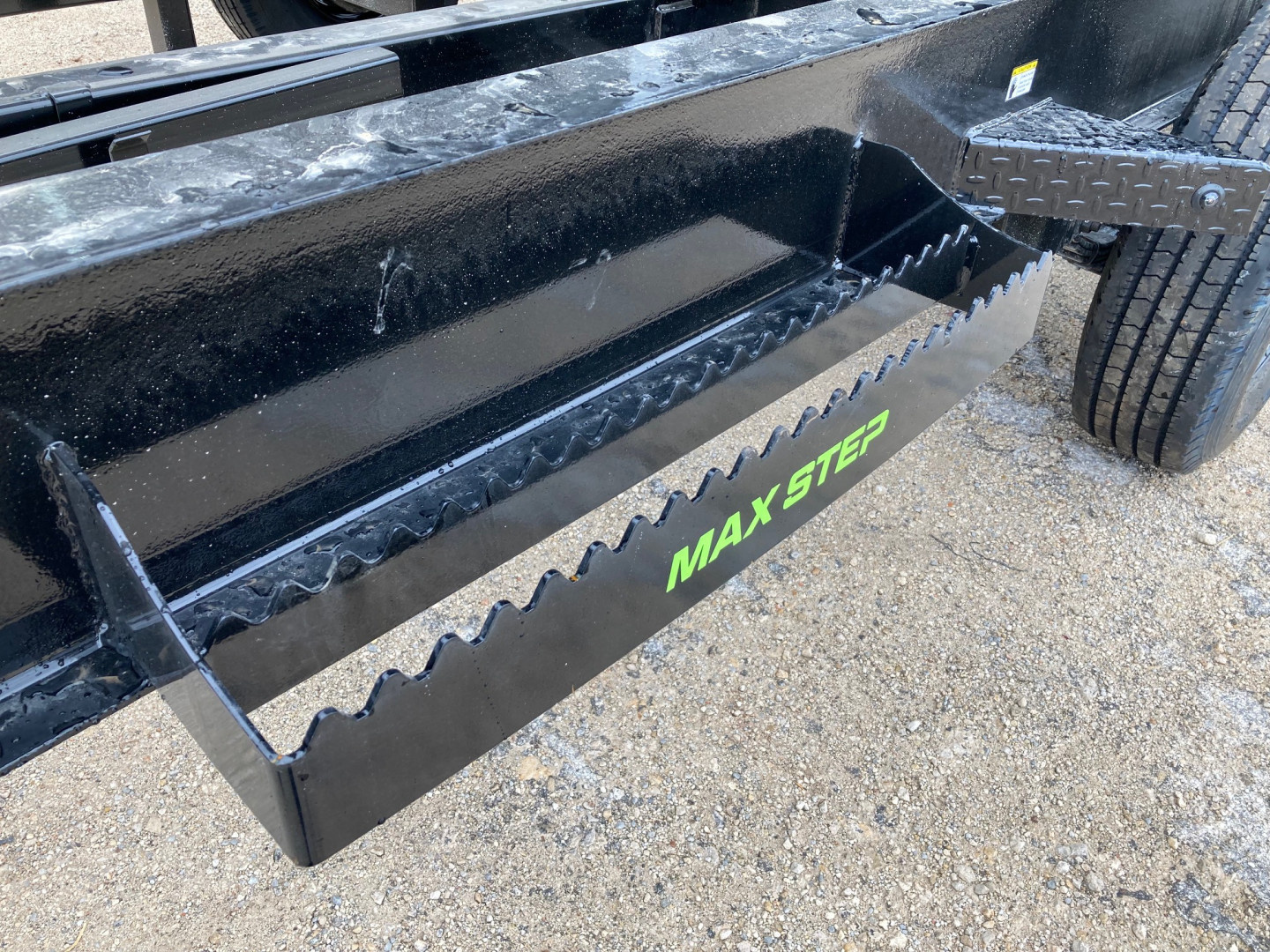 New 2026 Load Trail GD 16' x 83" Triple Axle Gooseneck Low-Pro Dump Trailer 36" Sides